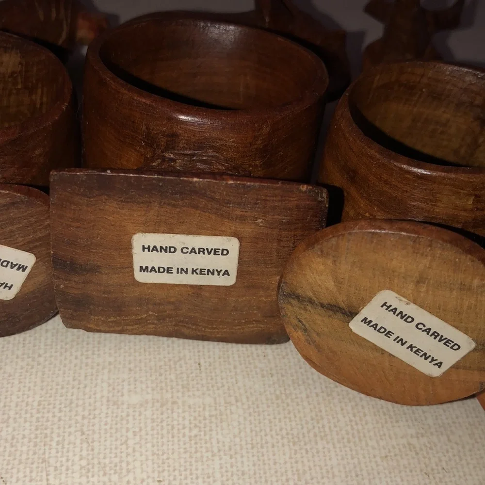 Hand‎ carved made in Kenya Animal Wooden napkin rings, set of 4
